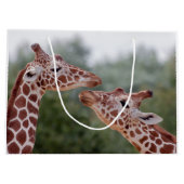 Giraffen in Liebe-Geschenktasche Große Geschenktüte (Rückseite)