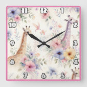 Giraffen kreuzen durch leuchtend afrikanische Blüt Quadratische Wanduhr (Vorderseite)