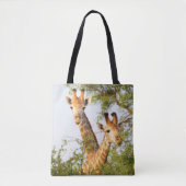 Giraffen Peeking über Vegetation Tasche (Vorderseite)