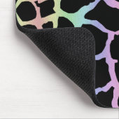 Giraffen-Tierdruck-Regenbogen und schwarzer Mousepad (Ecke)