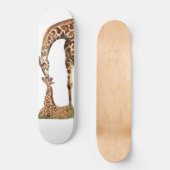 Giraffen- und Babykalbküssen Skateboard (Vorderseite)