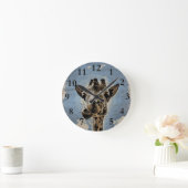 Giraffenkauen Runde Wanduhr (Zuhause)