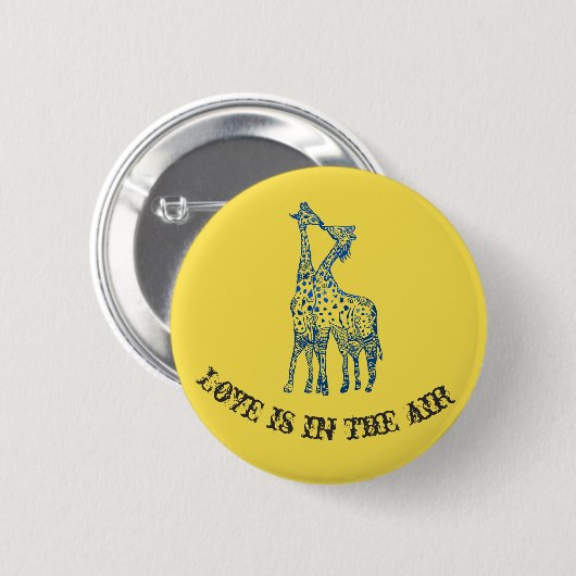 Giraffes Kiss Button (Vorne & Hinten)