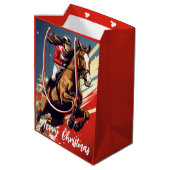 Girl and Horse Jumping Frohe Weihnachten Mittlere Geschenktüte (Rückseite Schrägansicht)