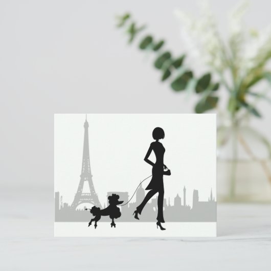 Girl and Poodle Paris Skyline Eiffel Tower Postkarte (Stehend Vorderseite)