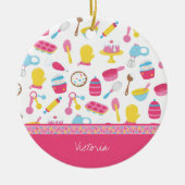 Girl Baker Pink Cooking Pattern Koch Weihnachten Keramik Ornament (Vorne)