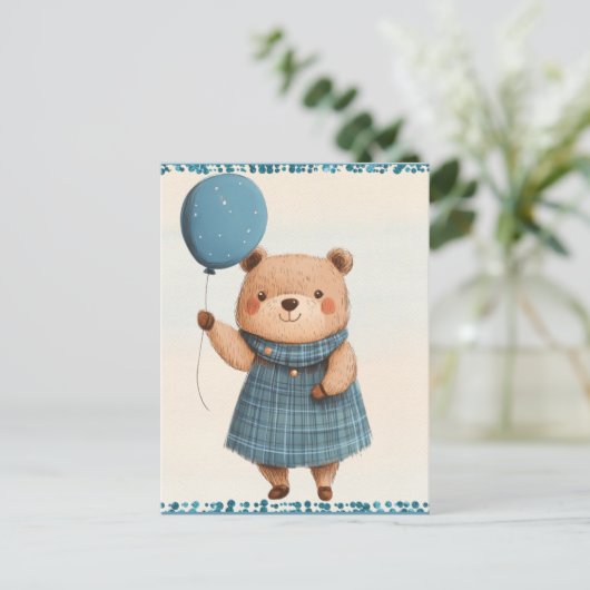 Girl Bear mit blauem Karierten Kleid und Ballon Postkarte (Stehend Vorderseite)