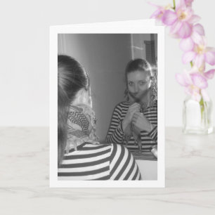 Girl-Blick in Spiegelportrait Karte