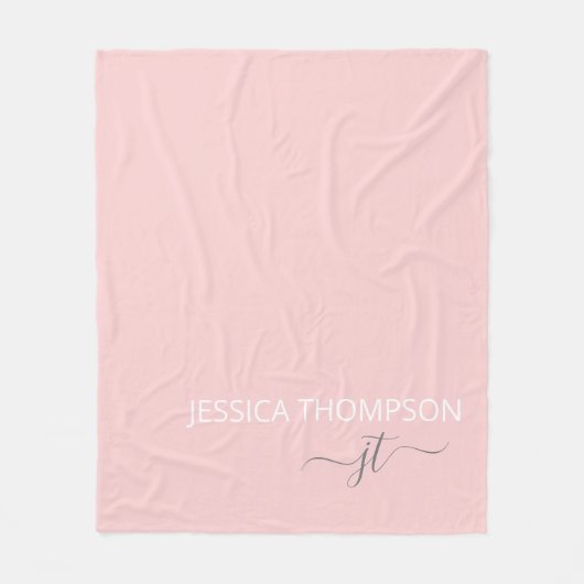 Girl Blush Pink Modern Chic Monogram Name  Fleecedecke (Vorderseite)