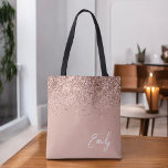 Girl Blush Pink Rose Gold Glitzer Monogram Tasche<br><div class="desc">Girly Pink Rose Gold und Blush Pink Imitate Sparkle und Glitzer Elegant Monogram Book Bag. Diese Büchertasche kann auf Ihren Vor- und Vornamen angepasst werden und als Geschenk für Weihnachten,  Geburtstag,  Brautparty oder Hochzeit.</div>