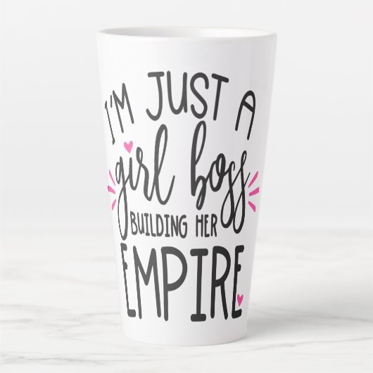 Girl Boss Gebäude Ihr Empire Name Datum hinzufügen Milchtasse (Vorderseite)