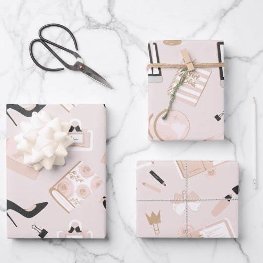 Girl Boss Geschenkpapier Set (Vorderseite)