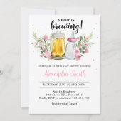 Girl Brewing Beer and Bottle Baby Shooter Einladung (Vorderseite)