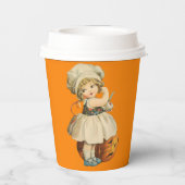 Girl Carving Apple Halloween Pappbecher (Rückseite)