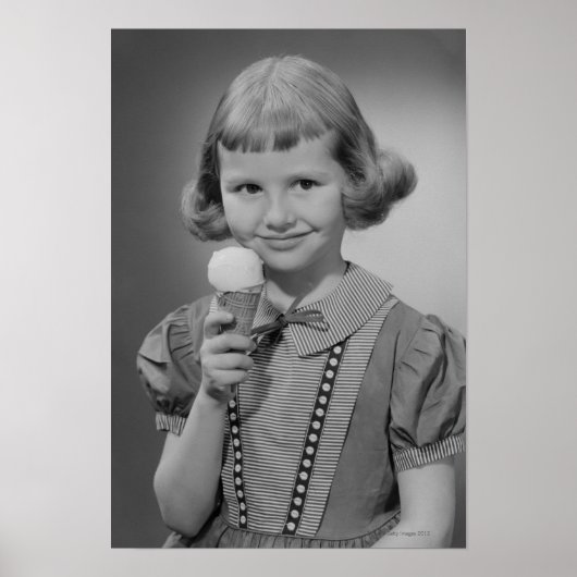 Girl Eating Ice Creme Poster (Vorne)