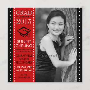 Girl Grad Red und Black Large Foto Abschluss Ankündigung