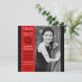Girl Grad Red und Black Large Foto Abschluss Ankündigung (Stehend Vorderseite)