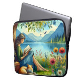 Girl Lesend a Book under a Tree with a Sleepy Cat Laptopschutzhülle (Vorderseite Links)