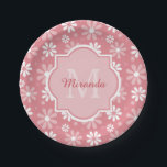 Girl Monogram Niedlich Pink Daisy Blume mit Namen Pappteller<br><div class="desc">Fügen Sie Ihrem Party eine schicke und gürtelige Atmosphäre hinzu,  mit diesen niedlichen Blume-Muster-Tellern in Rosa und Weiß mit einem stilvollen gerahmten Monogramm. Personalisieren Sie dieses feminine Blumendesign,  indem Sie Ihren Namen und mit Monogramm Initialen hinzufügen.</div>