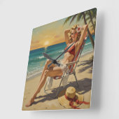 Girl On the Beach Retro "50er Button-up Art Quadratische Wanduhr (Winkel)