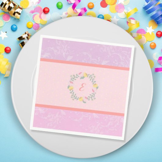 Girl Pastel Pink und Lavender Floral Monogram Kid Serviette