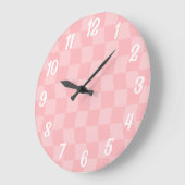 Girl Pastel Pink Wavy Checkerboard Große Wanduhr (Winkel)