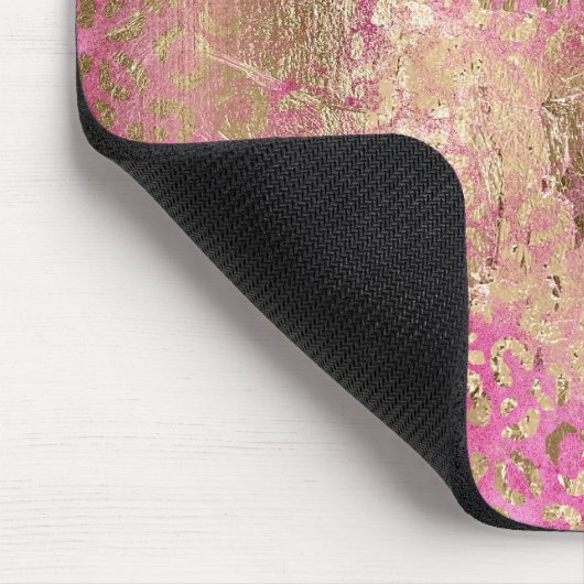 Girl Pink Gold Glam Leopard Print Mousepad (Ecke)