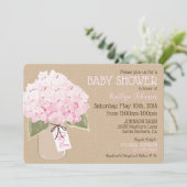 Girl Pink Hydrangea Mason Jar Rustic Baby Dusche Einladung (Stehend Vorderseite)