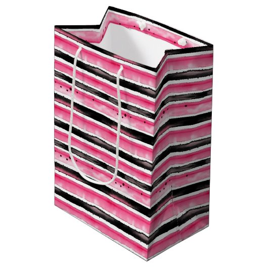 Girl Pink White Black Stripes Mittlere Geschenktüte (Vorderseite Schrägansicht)