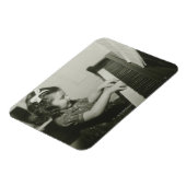 Girl Playing Piano Magnet (Linke Seite)