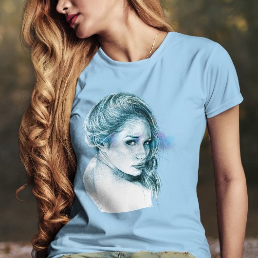 Girl Portrait Beautiful Blue Artistic Zeichnend T-Shirt