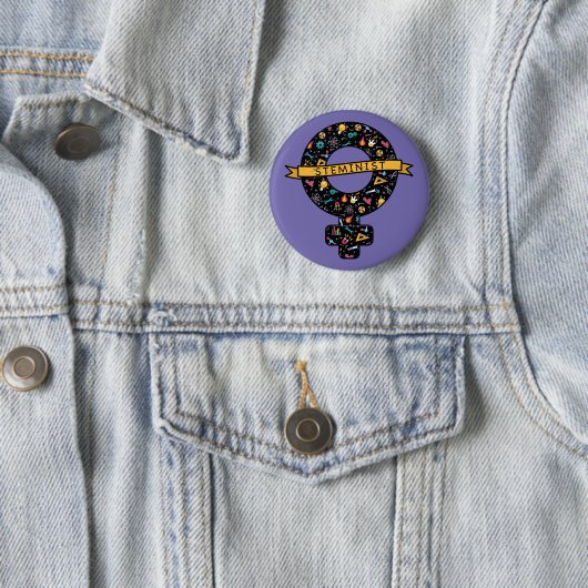 Girl-Power: STEMinist-Symbol Button (Beispiel)