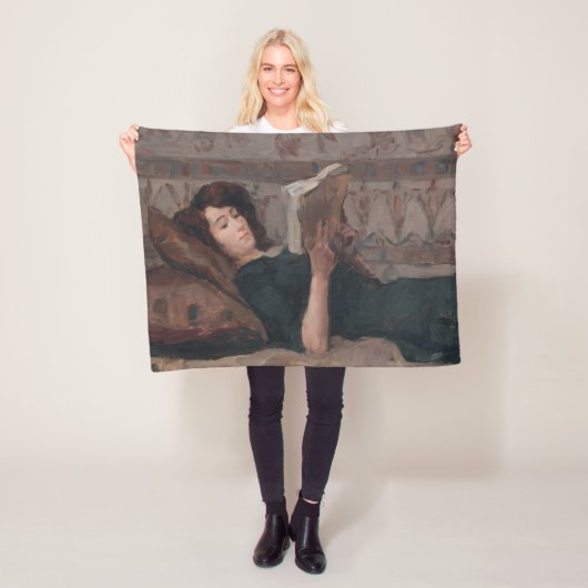 Girl Reading a Book (Reclining on a Divan) Fleecedecke (Beispiel)