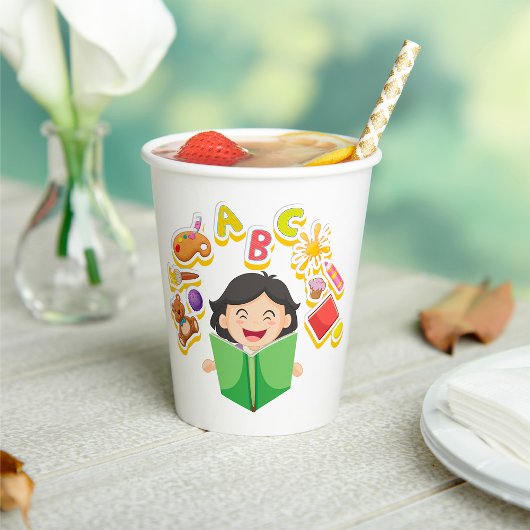 Girl Reading Learning ABC Letters and Toys Pappbecher