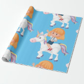 Girl Riding A Unicorn Geschenkpapier (Ungerollt)