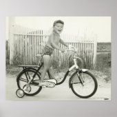 Girl Riding Brad Poster (Vorne)