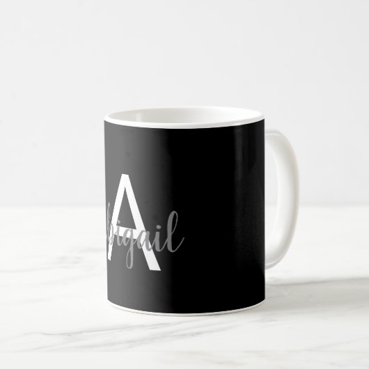 Girl-Schwarz-weißer moderner Monogramm-Name Kaffeetasse (VorderseiteRechts)