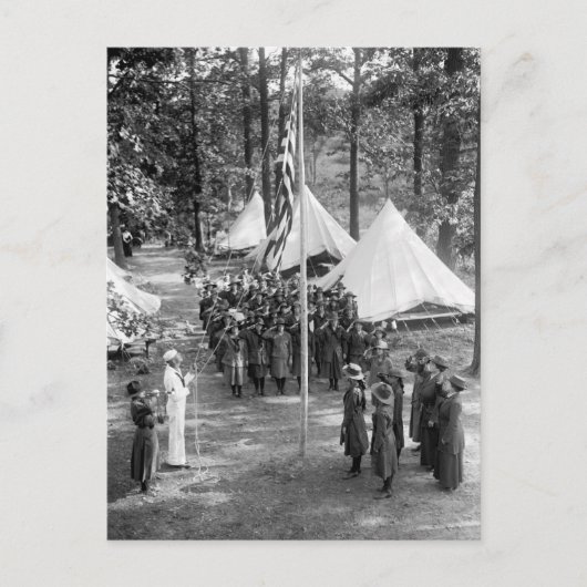 Girl Scout Flag-Raising: 1919 Postkarte (Vorderseite)
