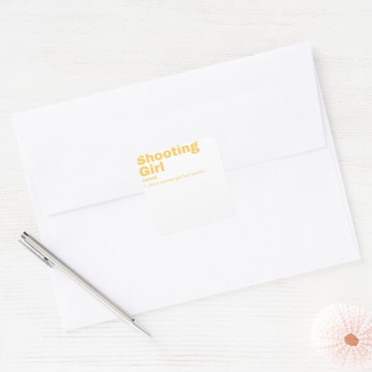 Girl - Shooting Quadratischer Aufkleber (Umschlag)