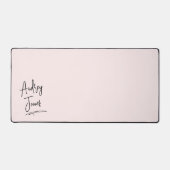 Girl Signature Script Monogram Pink Schreibtischunterlage (Vorderseite)