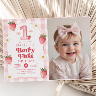 Girl Strawberry Berry Erster Geburtstag Foto Einladung