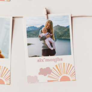 Girl Sun Monthly Banner Card - sechs Monate Einladung