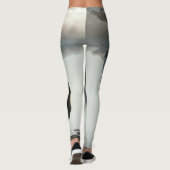 Girl with clouds leggings (Rückseite)