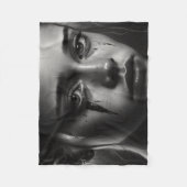 Girl with tears fleecedecke (Vorderseite)