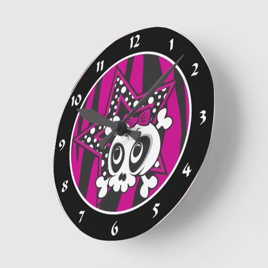 Girlie Emo Skull Runde Wanduhr (Winkel)
