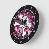 Girlie Skull Runde Wanduhr (Winkel)