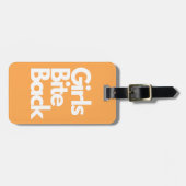 "Girls Bite Back" Orange Funny Bright Gepäckanhänger (Vorderseite horizontal)
