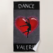 Girls Dance Chalkboard Herz mit Personalisiertem N Strandtuch (Vorderseite)