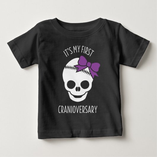 Girls First Cranioversary Skull mit Bow Baby T-Sh Baby T-shirt (Vorderseite)