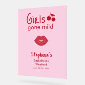 Girls Gone Mild Pink and Cherry Red Bachelorette Acrylschild (Winkel)